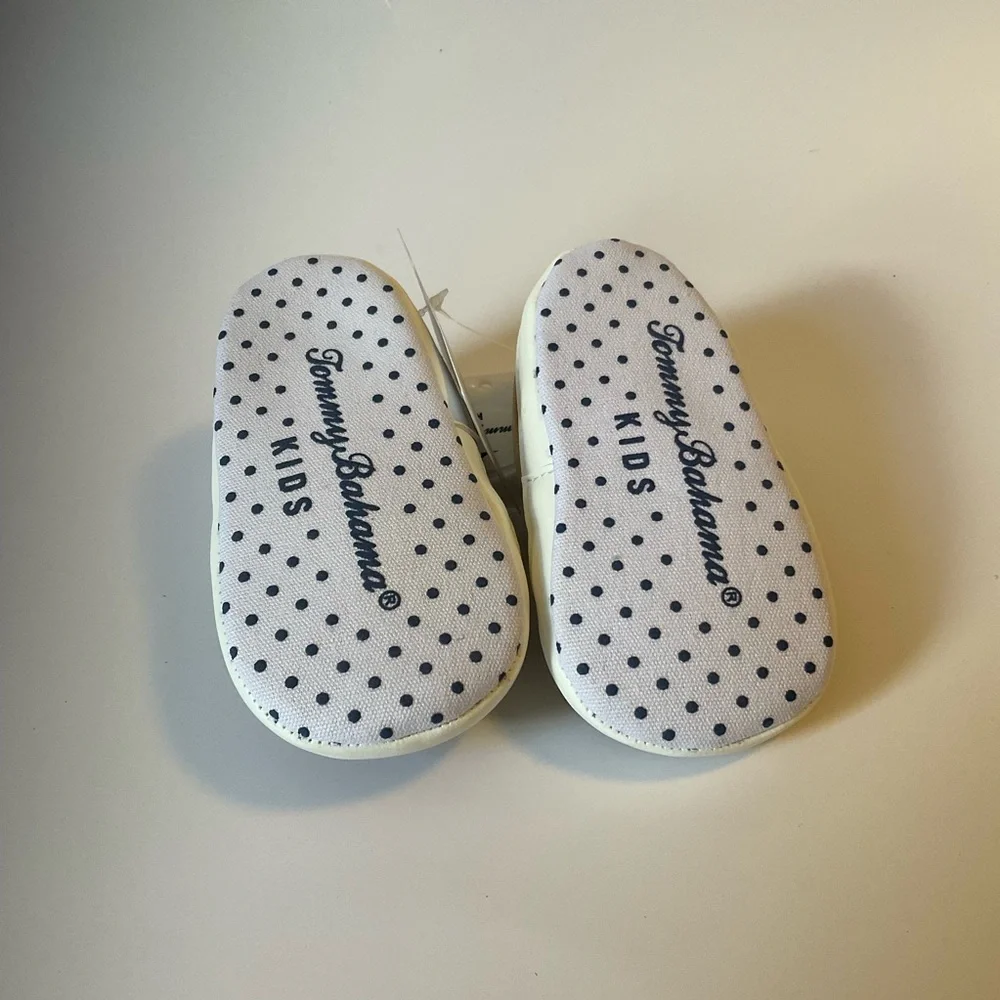 Tommy Bahama Shoes Size 6-12M